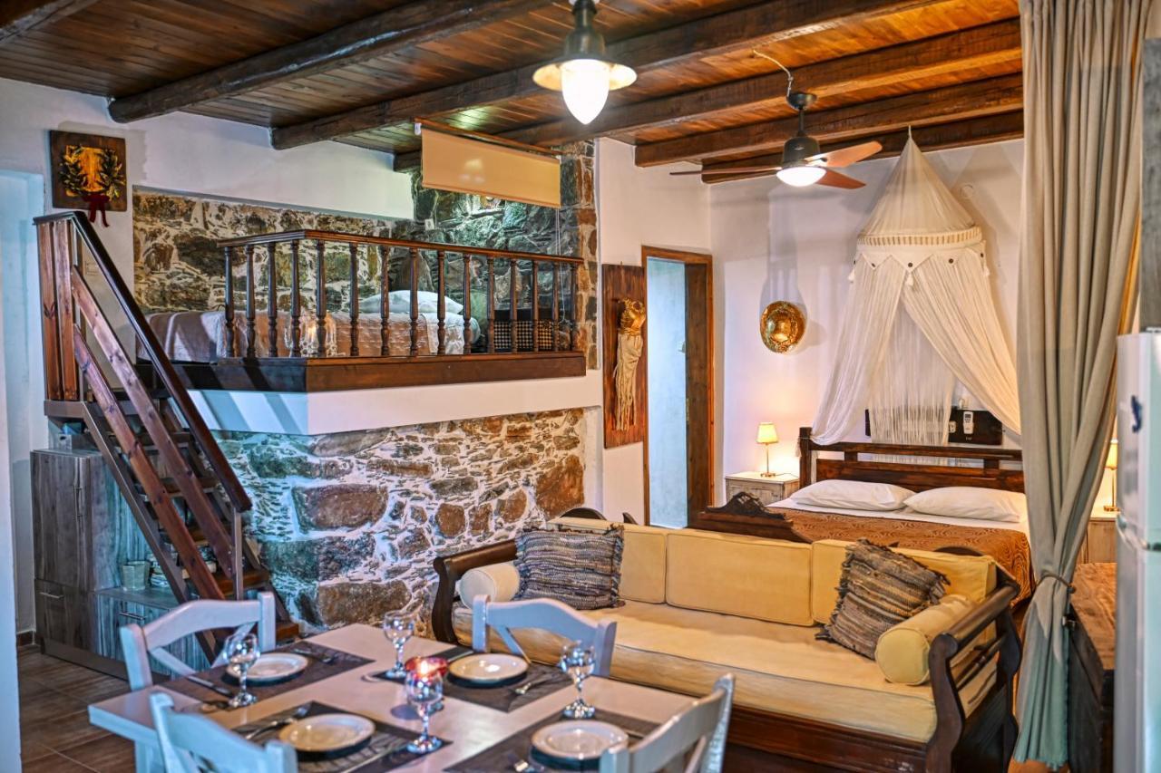 "Pefkopetro" Traditional House Keramoti  Exterior photo