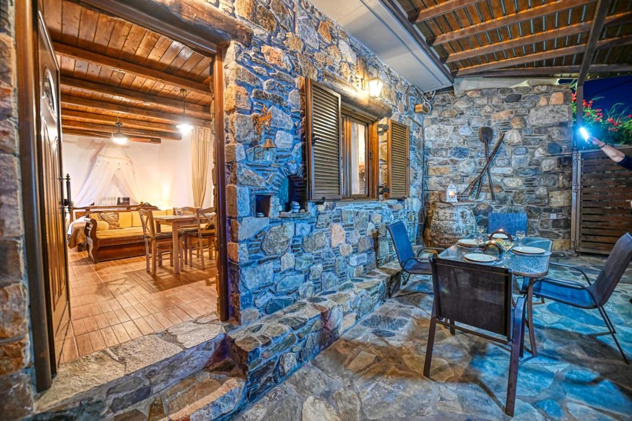 "Pefkopetro" Traditional House Keramoti  Exterior photo